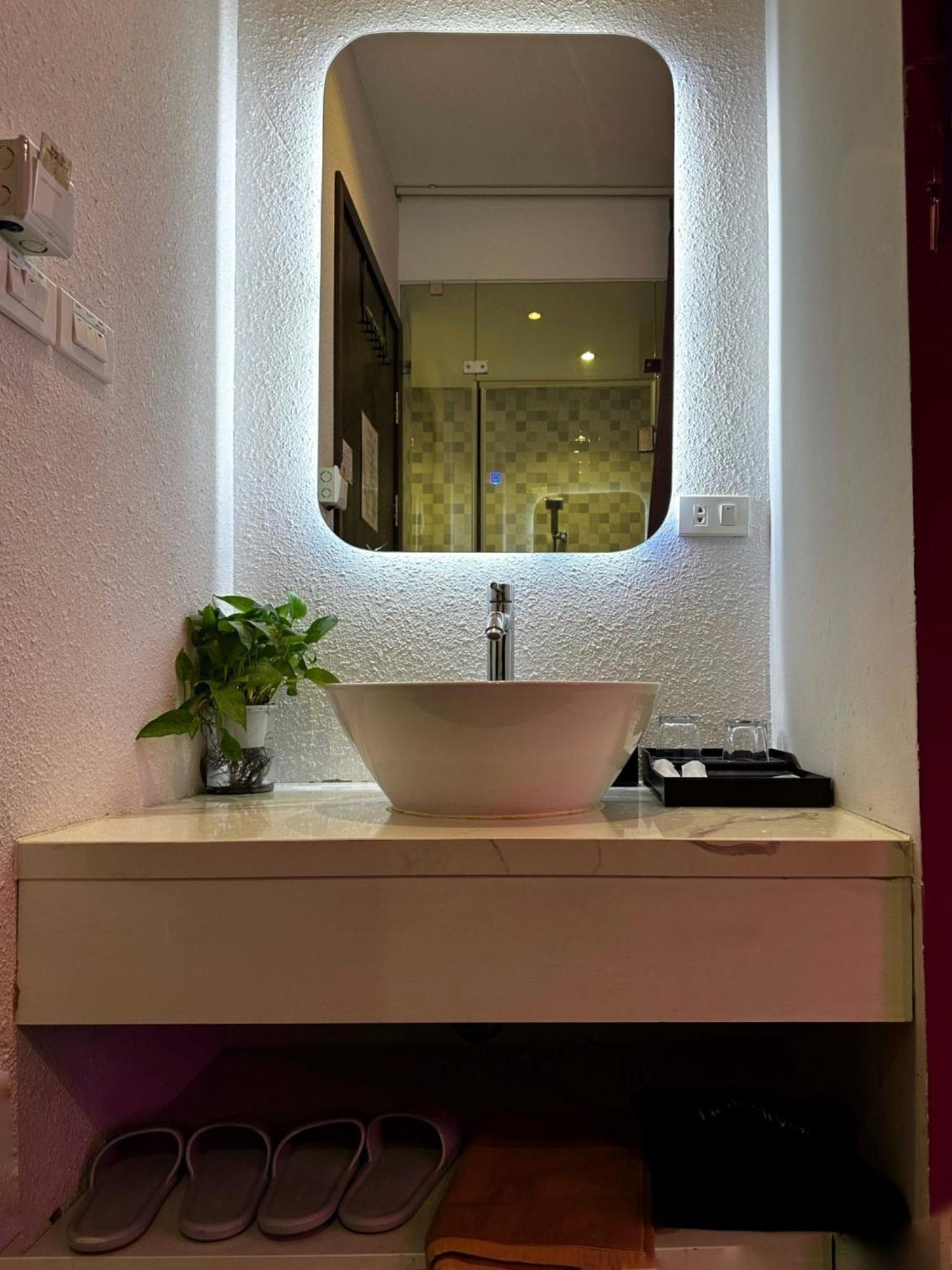 Hotel 69 Boutique By Minova Hanoj Exteriér fotografie